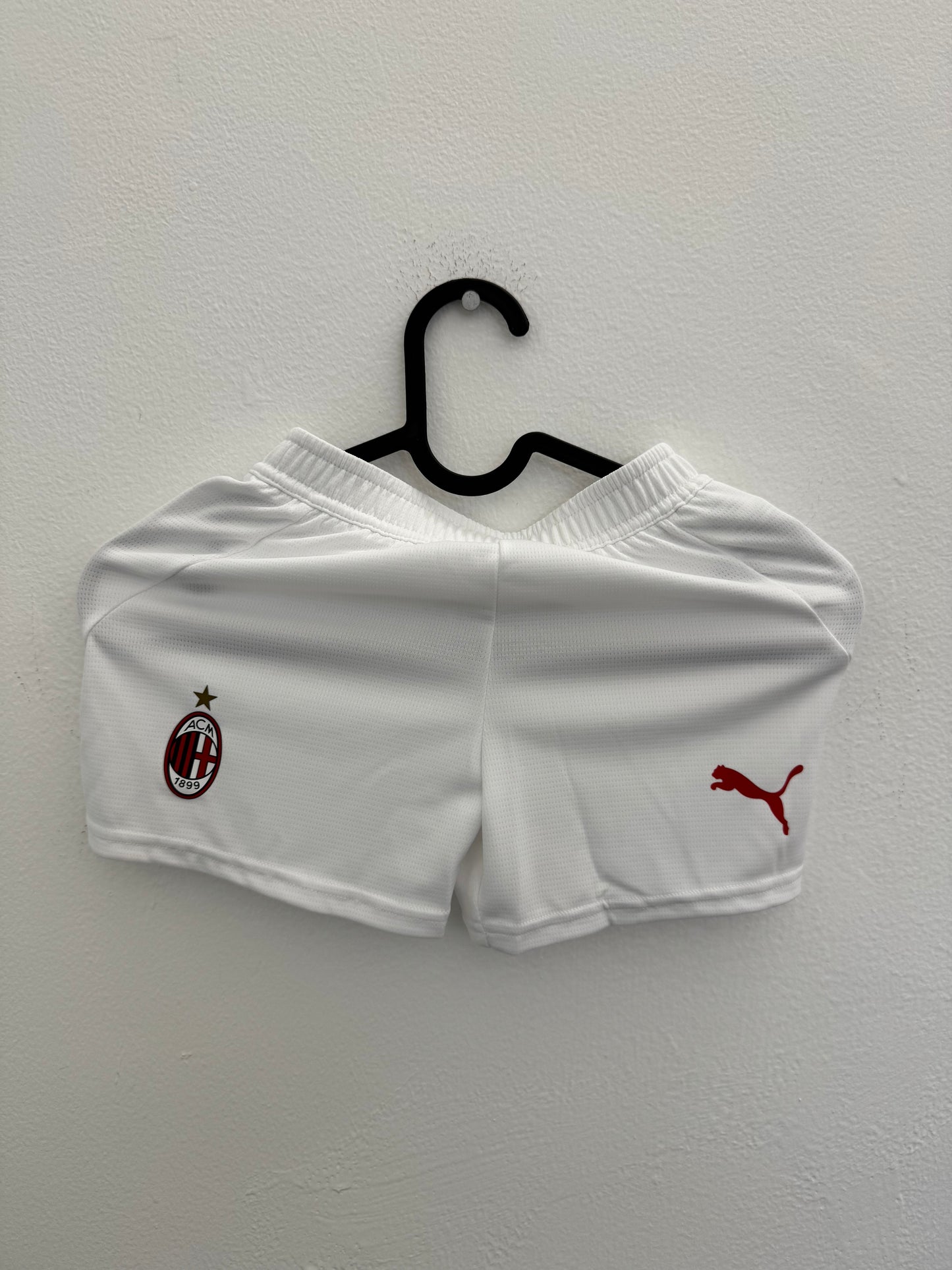 KIT AC MILAN 3/4 ANNI (maglia pantaloncino calzettoni) NO NOME NO NUMERO